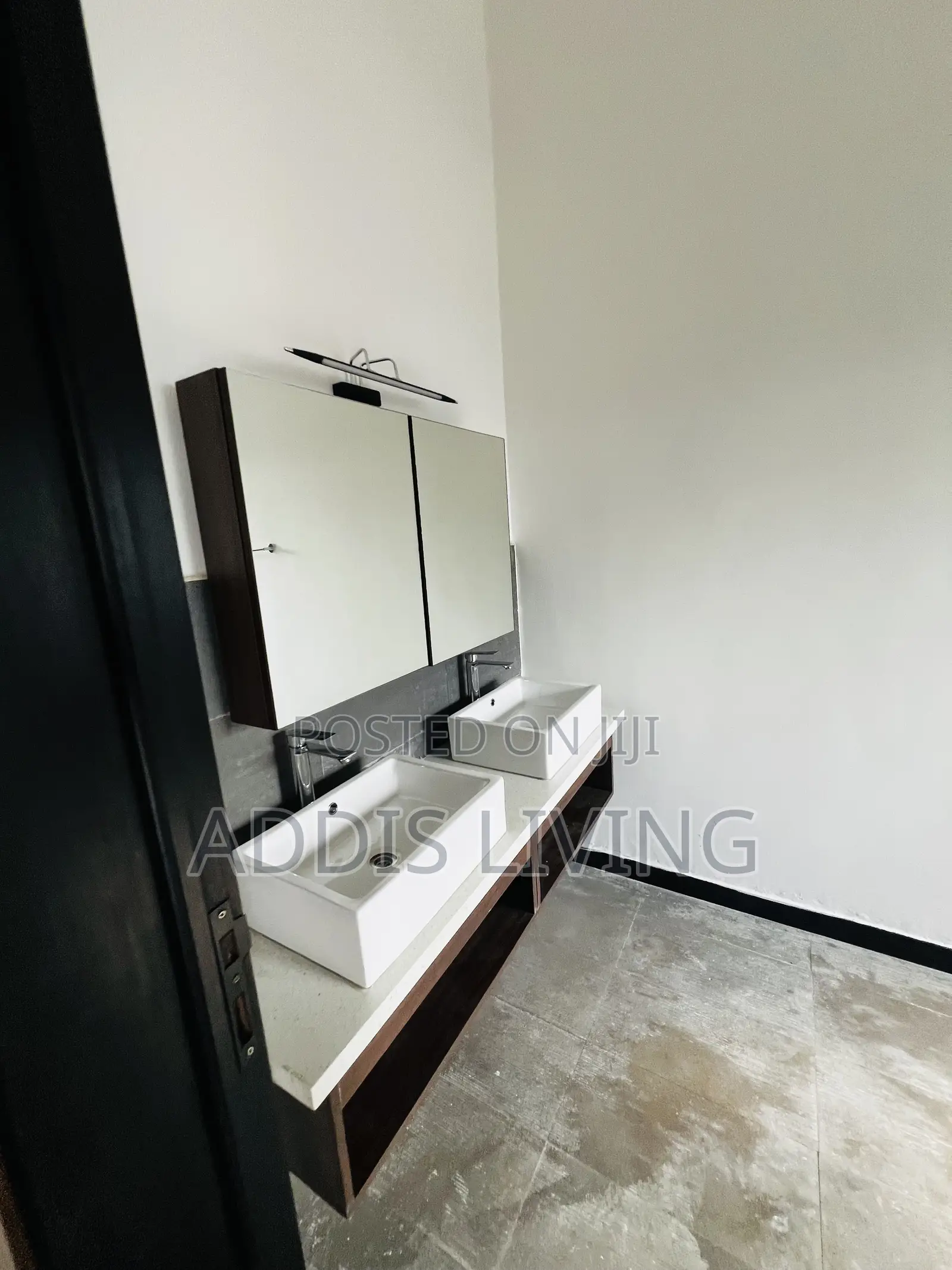 Furnished 4bdrm Penthouse in Bole for rent