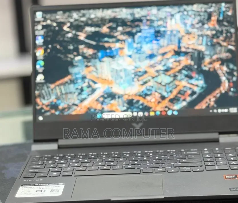 New Laptop HP Victus 15 16GB AMD Ryzen 5 SSD 512GB