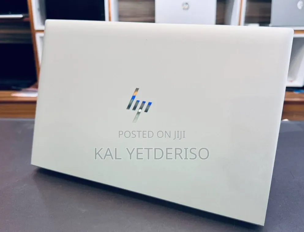 New Laptop HP EliteBook 830 G8 16GB Intel Core i7 SSD 512GB