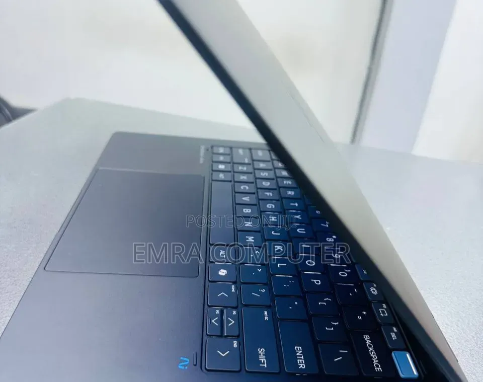 New Laptop HP 16GB Intel Core Ultra 7 SSD 1T