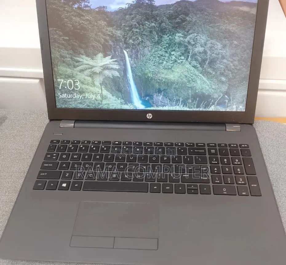 New Laptop HP Stream Notebook 8GB Intel Core i5 HDD 1T