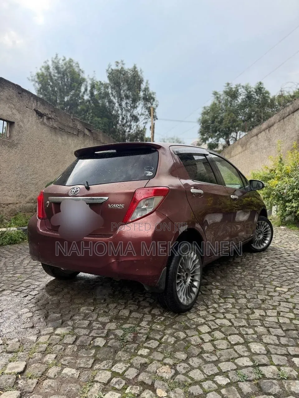 Toyota Yaris 2012 Red