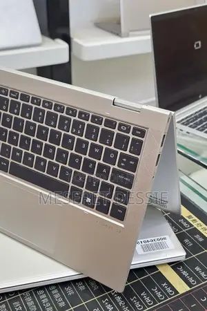 New Laptop HP EliteBook 830 G8 16GB Intel Core i5 SSD 512GB