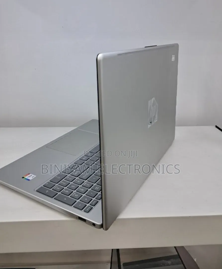 New Laptop HP Stream Notebook 16GB Intel Core i5 SSD 1T