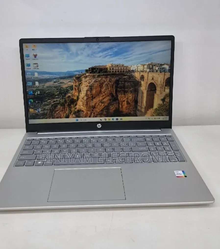 New Laptop HP Stream Notebook 16GB Intel Core i5 SSD 1T