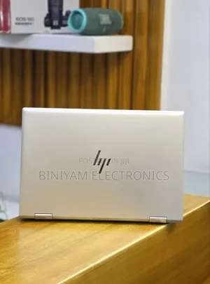 New Laptop HP EliteBook 830 G8 16GB Intel Core i5 SSD 512GB