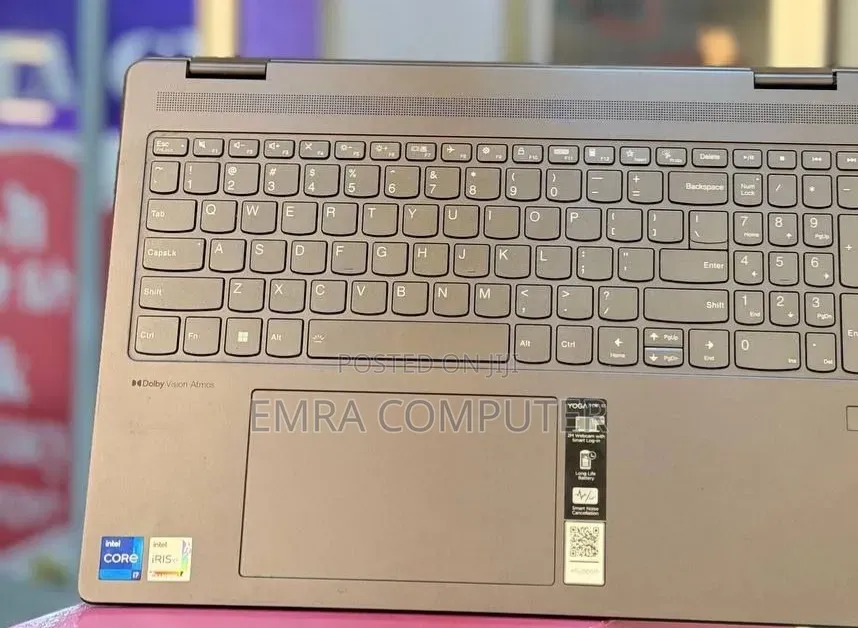 New Laptop Lenovo Yoga 7i 16GB Intel Core i7 SSD 512GB