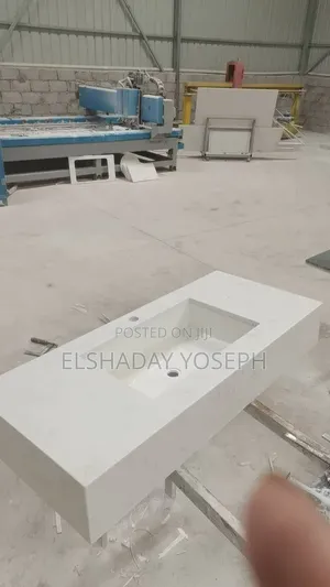 Quarter Made Sink