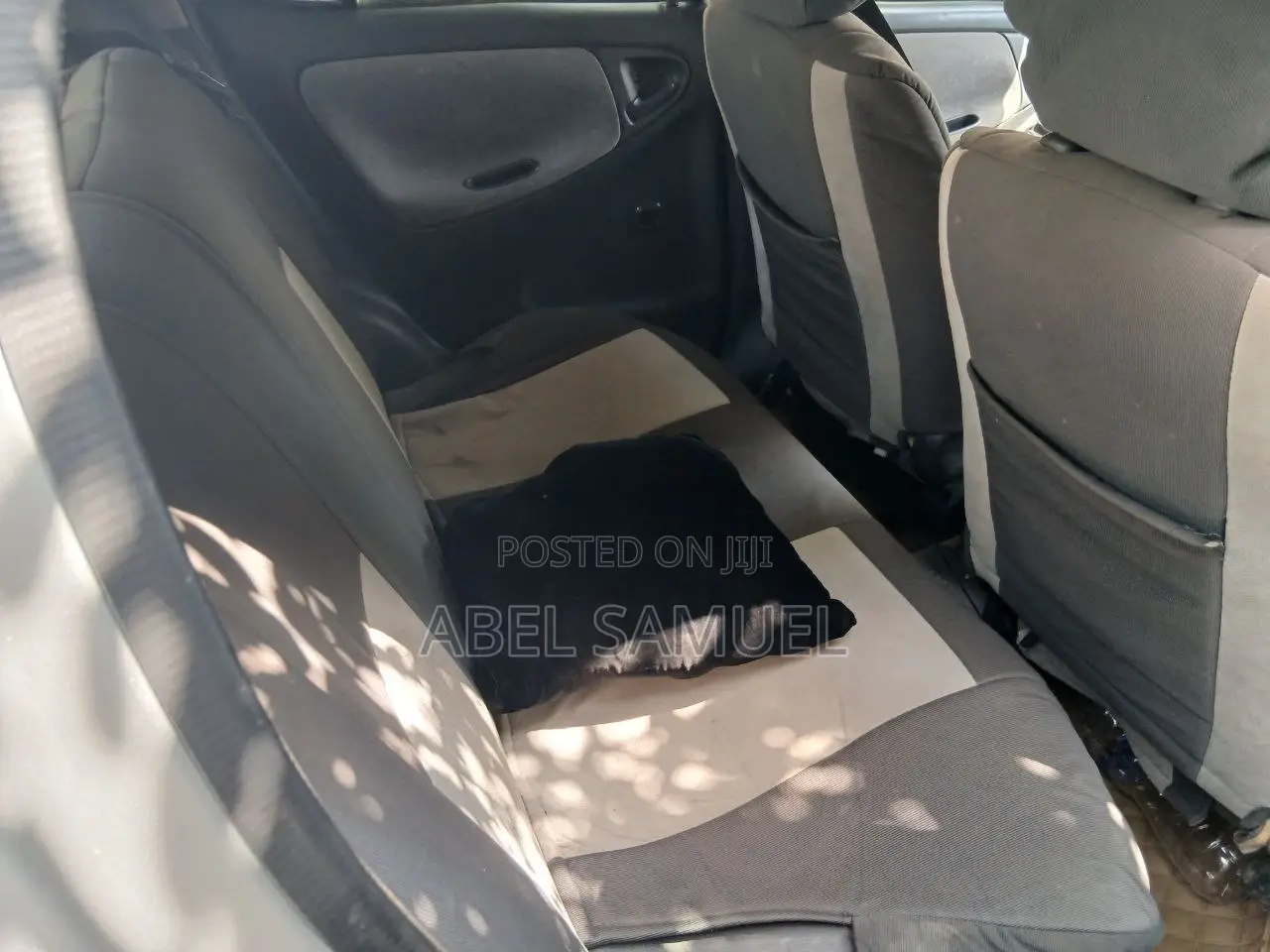 Toyota Vitz 2001 Gray