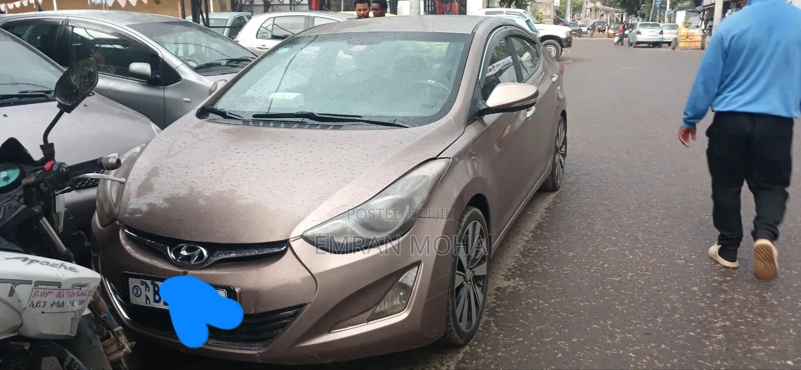 Hyundai Avante 2015 Gold