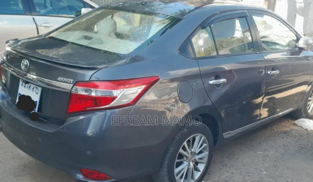 Toyota Yaris 2016