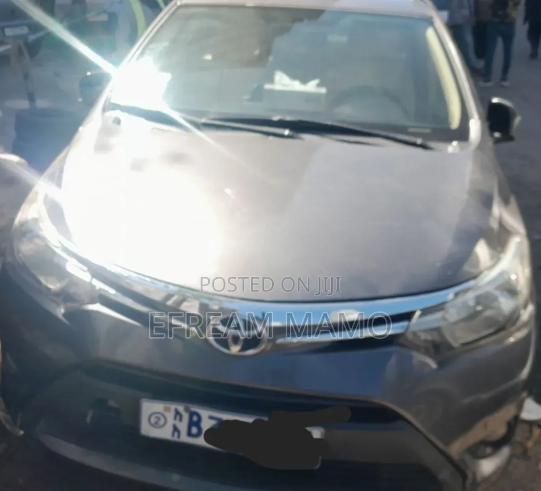 Toyota Yaris 2016