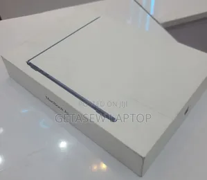 New Laptop Apple MacBook Air 2026 M5 16GB Apple M5 SSD 512GB