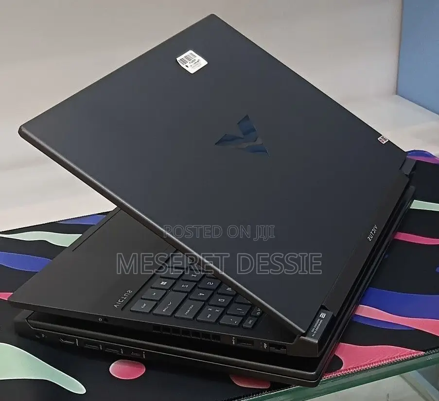 New Laptop HP 16GB Intel Core i7 SSD 1T