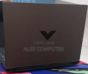 New Laptop HP Victus 15 16GB Intel Core i7 SSD 1T