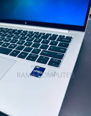 New Laptop HP EliteBook 840 10 16GB Intel Core i7 SSD 512GB