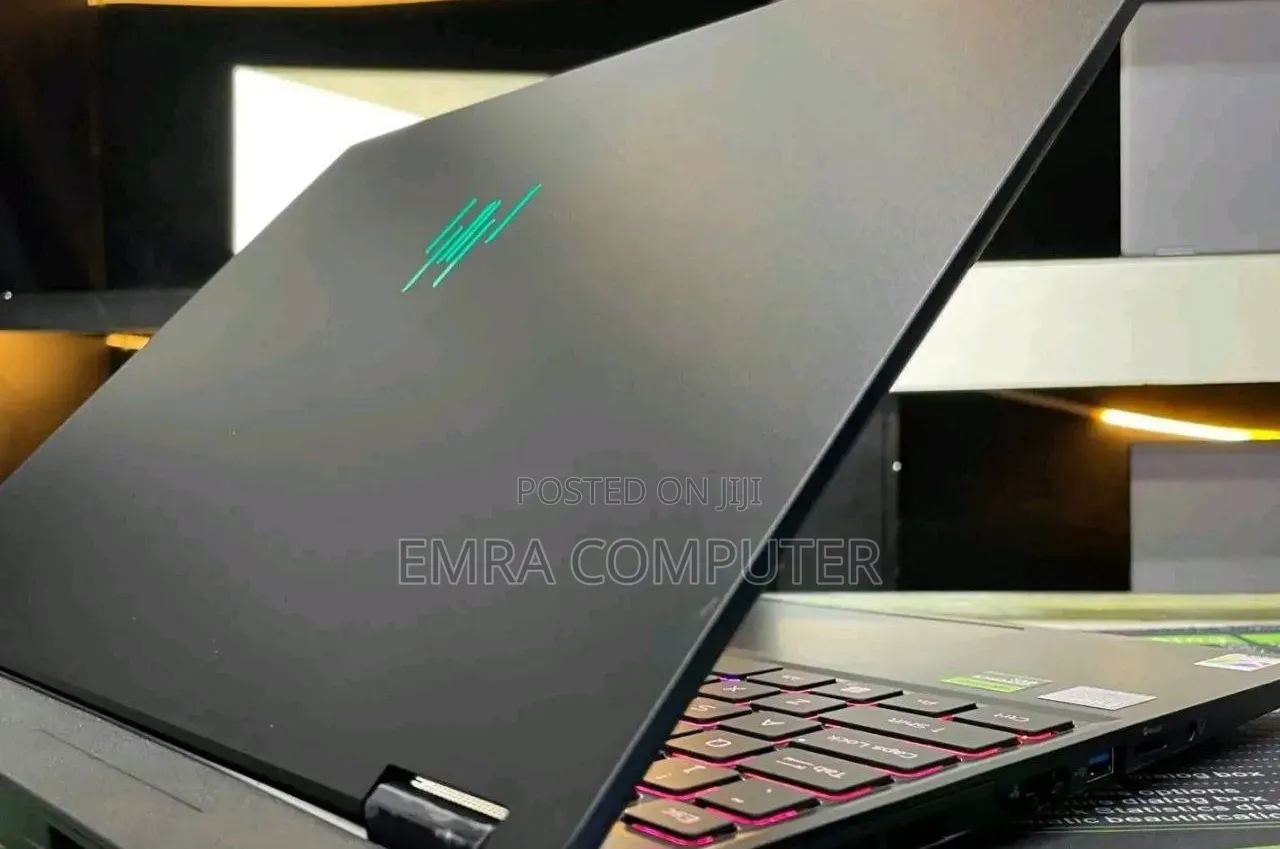 New Laptop Acer Predator Helios Neo 16 16GB Intel Core Ultra 9 SSD 1T