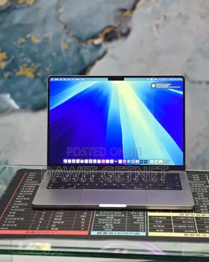 New Laptop Apple MacBook Pro 2021 M1 32GB Apple M1 Pro SSD 1T