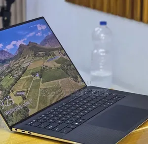 New Laptop Dell XPS 15 16GB Intel Core i7 SSD 512GB