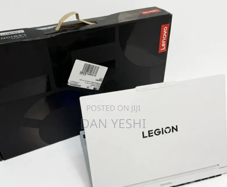 New Laptop Lenovo Legion Pro 7 32GB Intel Core Ultra 9 SSD 1T