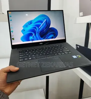 New Laptop Dell XPS 15 16GB Intel Core i7 SSD 512GB