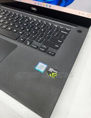 New Laptop Dell XPS 15 16GB Intel Core i7 SSD 512GB