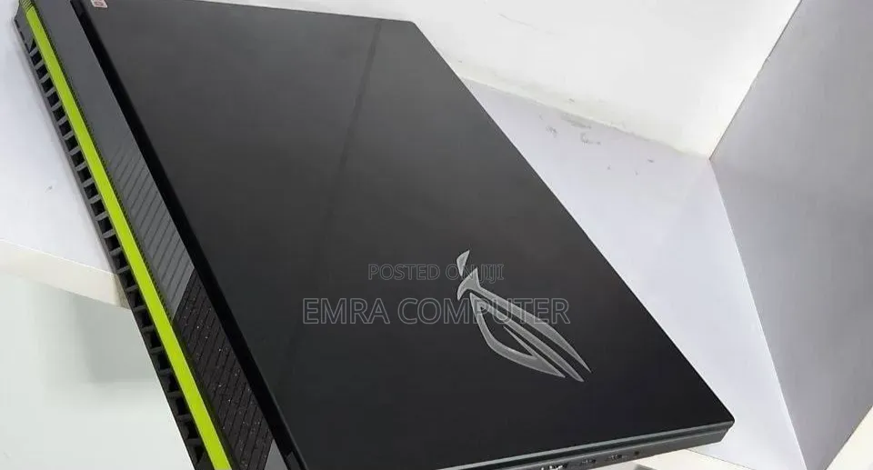 New Laptop Asus 16GB Intel Core i9 SSD 1T