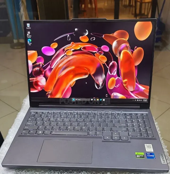 New Laptop Lenovo Legion 5 16GB Intel Core i7 SSD 1T