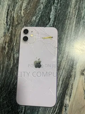 Apple iPhone 11 64 GB Purple