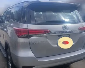 Toyota Fortuner 2019 Silver