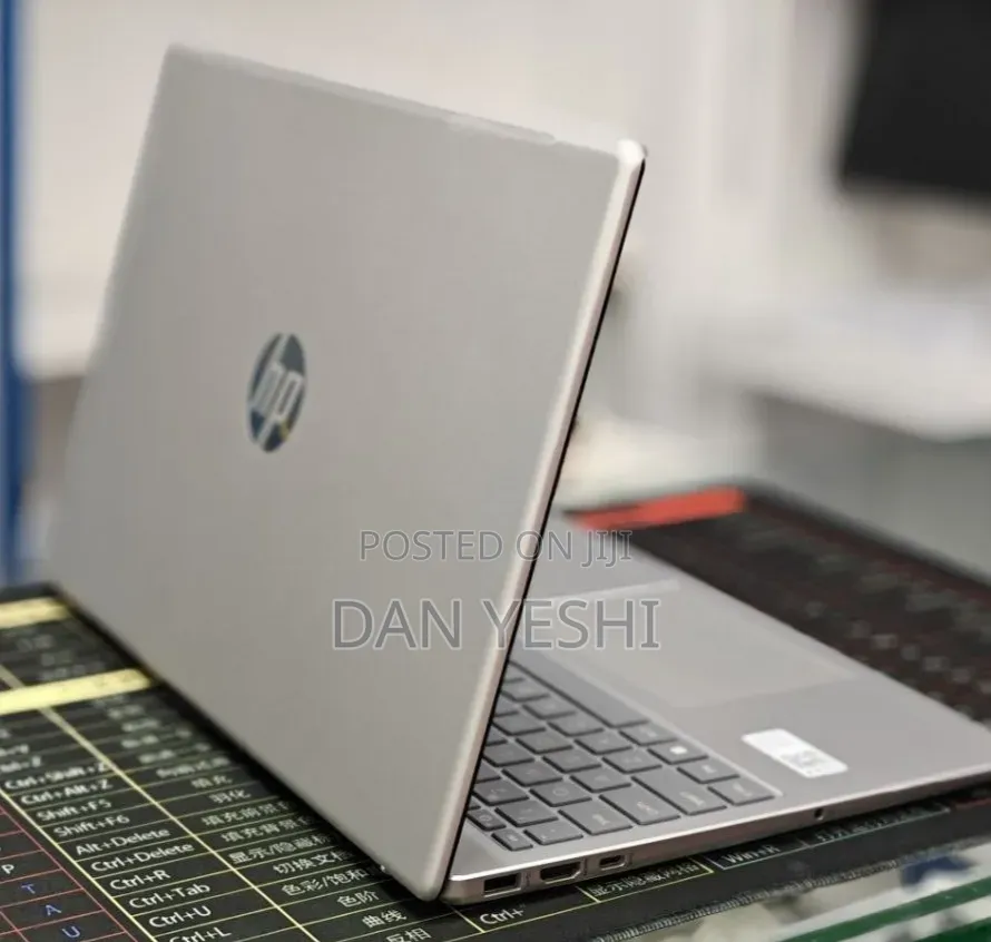 New Laptop HP Stream Notebook 16GB Intel Core i7 SSD 512GB
