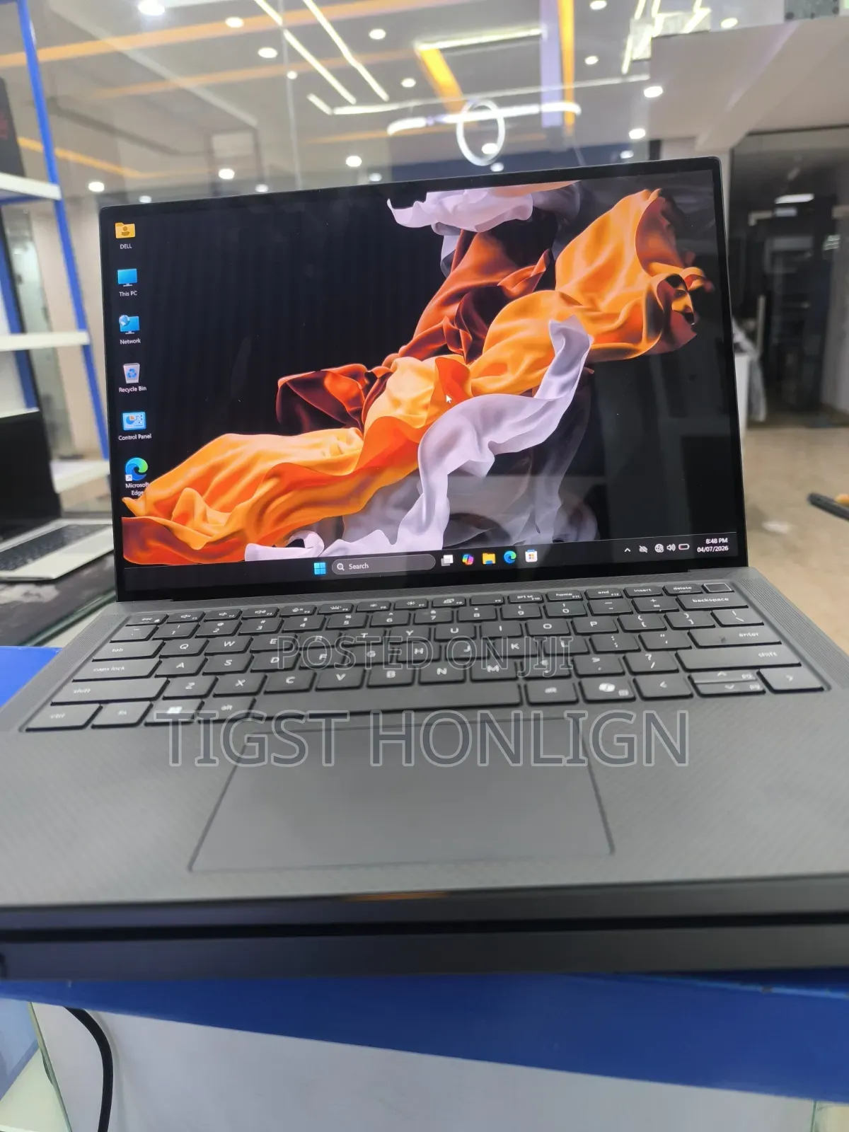 New Laptop Dell Precision 5490 32GB Intel Core Ultra 9 SSD 1T
