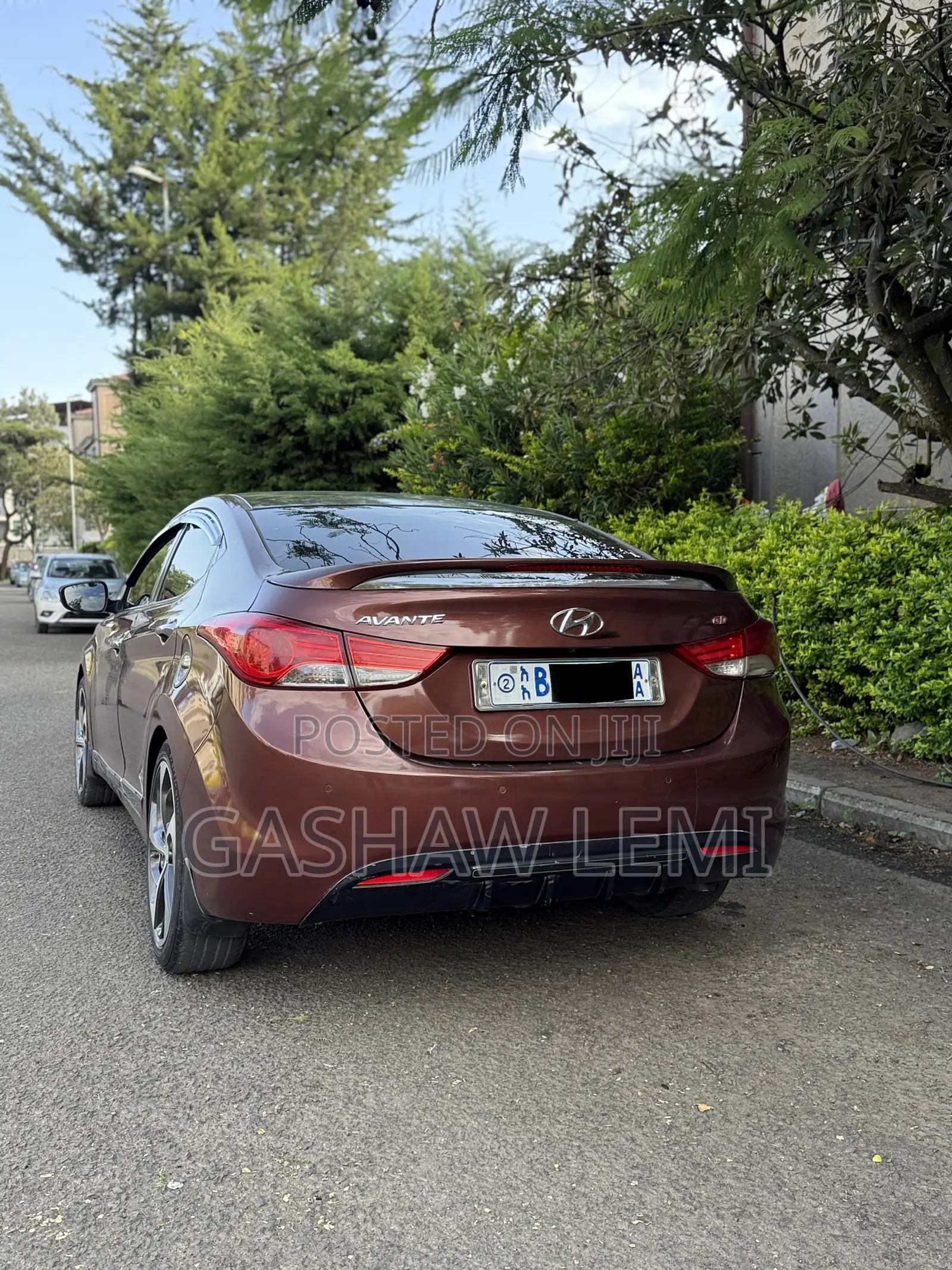 Hyundai Avante 2013 Burgundy