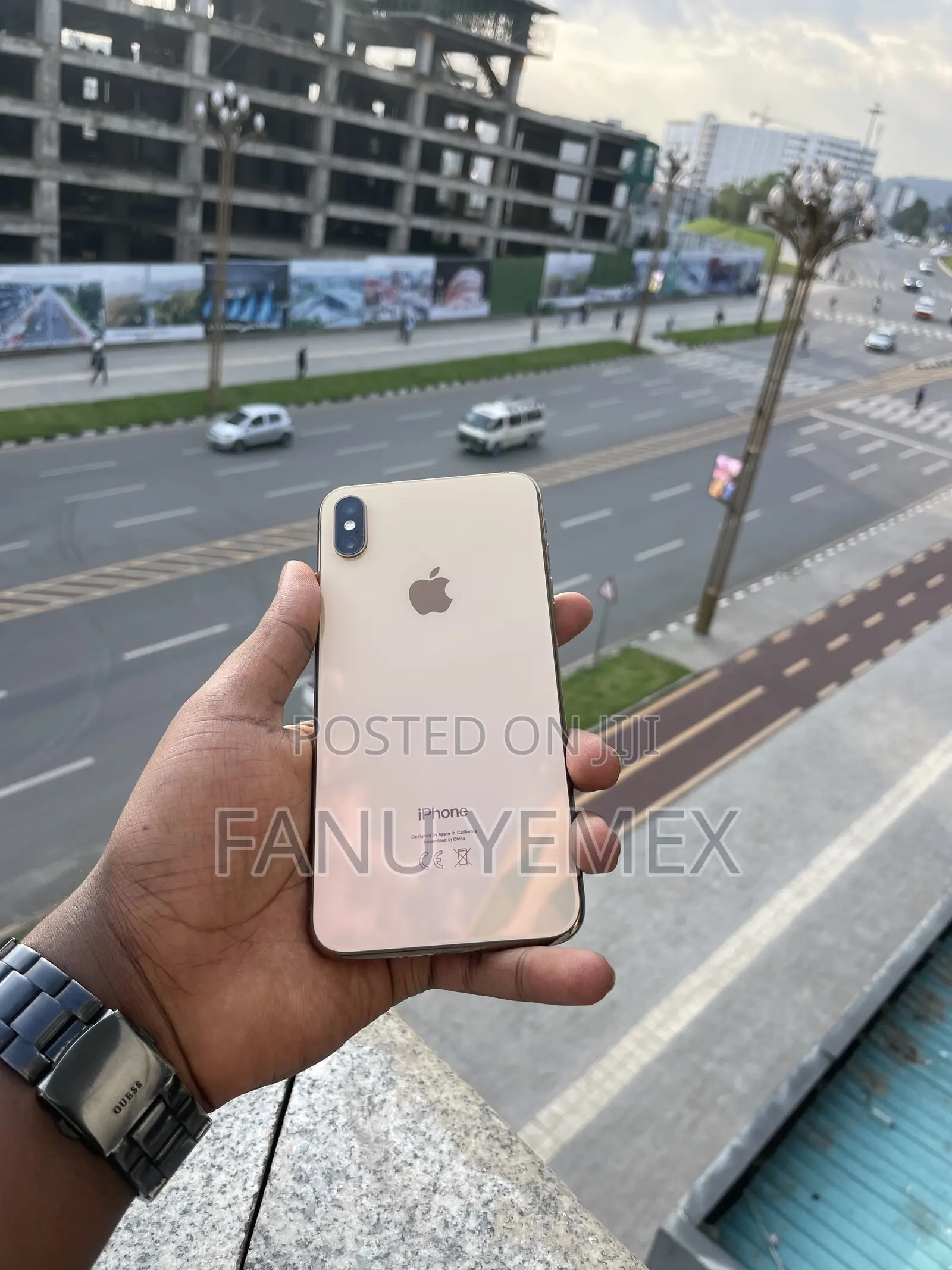 Apple iPhone XS Max 64 GB Gold