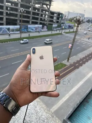 Apple iPhone XS Max 64 GB Gold