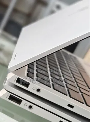 New Laptop HP EliteBook 1040 G8 16GB Intel Core i7 SSD 512GB