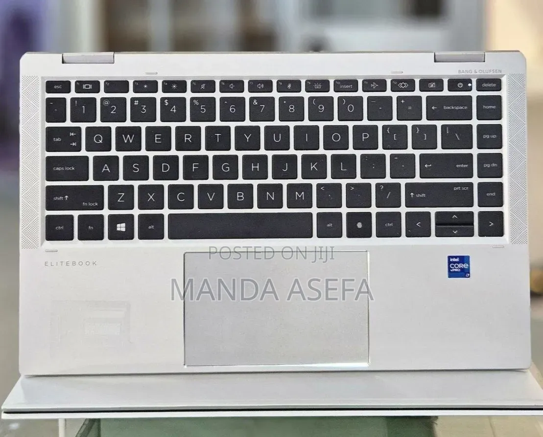 New Laptop HP EliteBook 1040 G8 16GB Intel Core i7 SSD 512GB