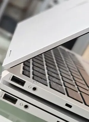 New Laptop HP EliteBook 1040 G8 16GB Intel Core i7 SSD 512GB