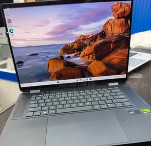 New Laptop HP Spectre X360 15 32GB Intel Core Ultra 7 SSD 1T