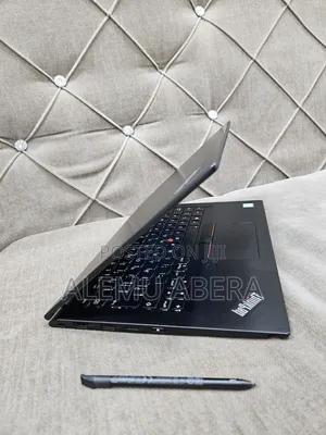 New Laptop Lenovo ThinkPad X390 Yoga 16GB Intel Core i7 SSD 512GB