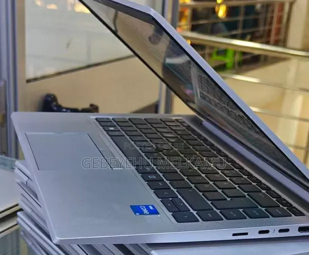 New Laptop HP 16GB Intel Core i5 SSD 512GB