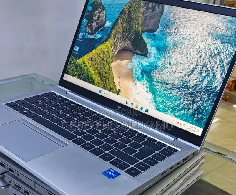 New Laptop HP 16GB Intel Core i5 SSD 512GB