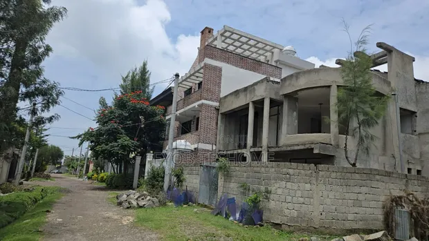 4bdrm House in ቃሊቲ, Akaky Kaliti for sale