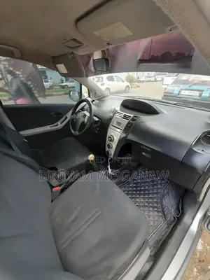 Toyota Yaris 2008 Gray
