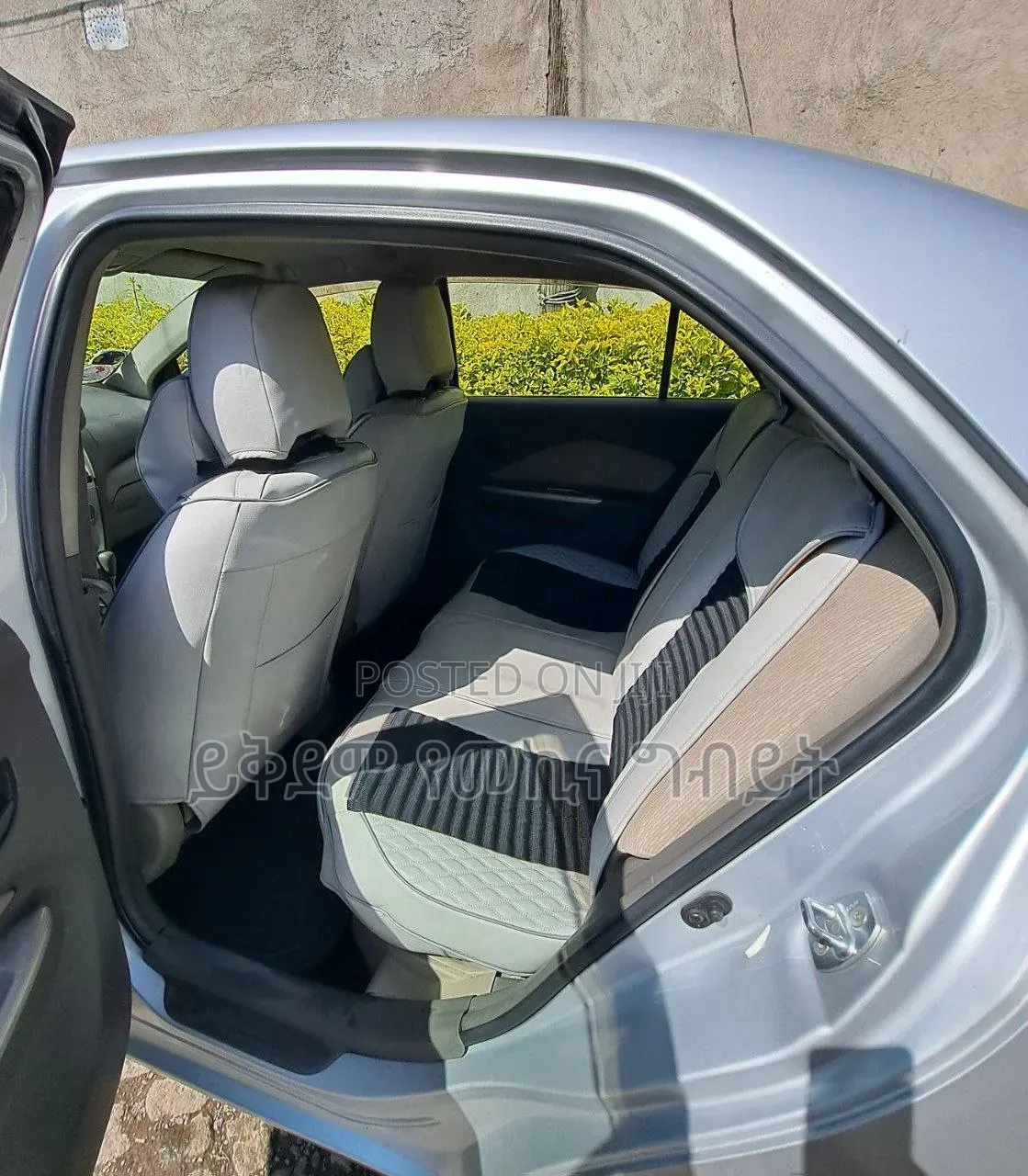 Toyota Belta 2010 Silver