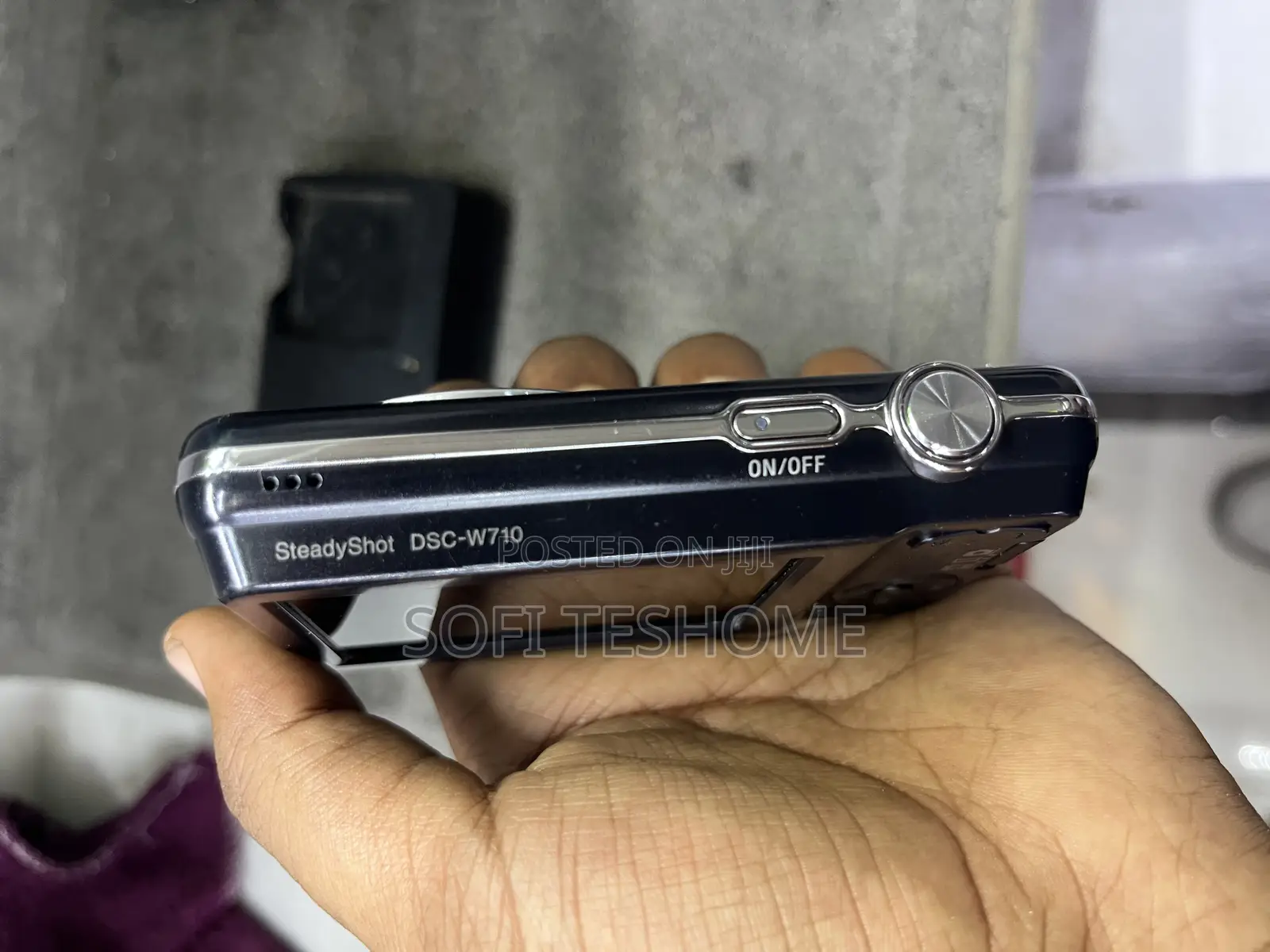 Sony Cybershot DSC W710