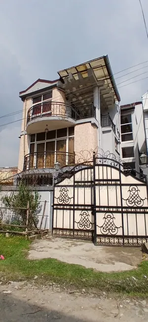 Furnished 7bdrm Townhouse/Terrace in Legetafo Area, Oromia-Finfinne
