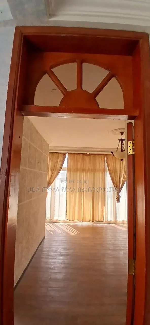 Furnished 7bdrm Townhouse/Terrace in Legetafo Area, Oromia-Finfinne
