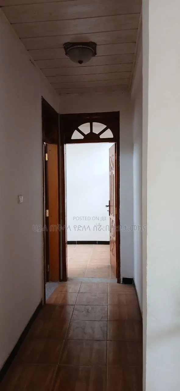 Furnished 7bdrm Townhouse/Terrace in Legetafo Area, Oromia-Finfinne