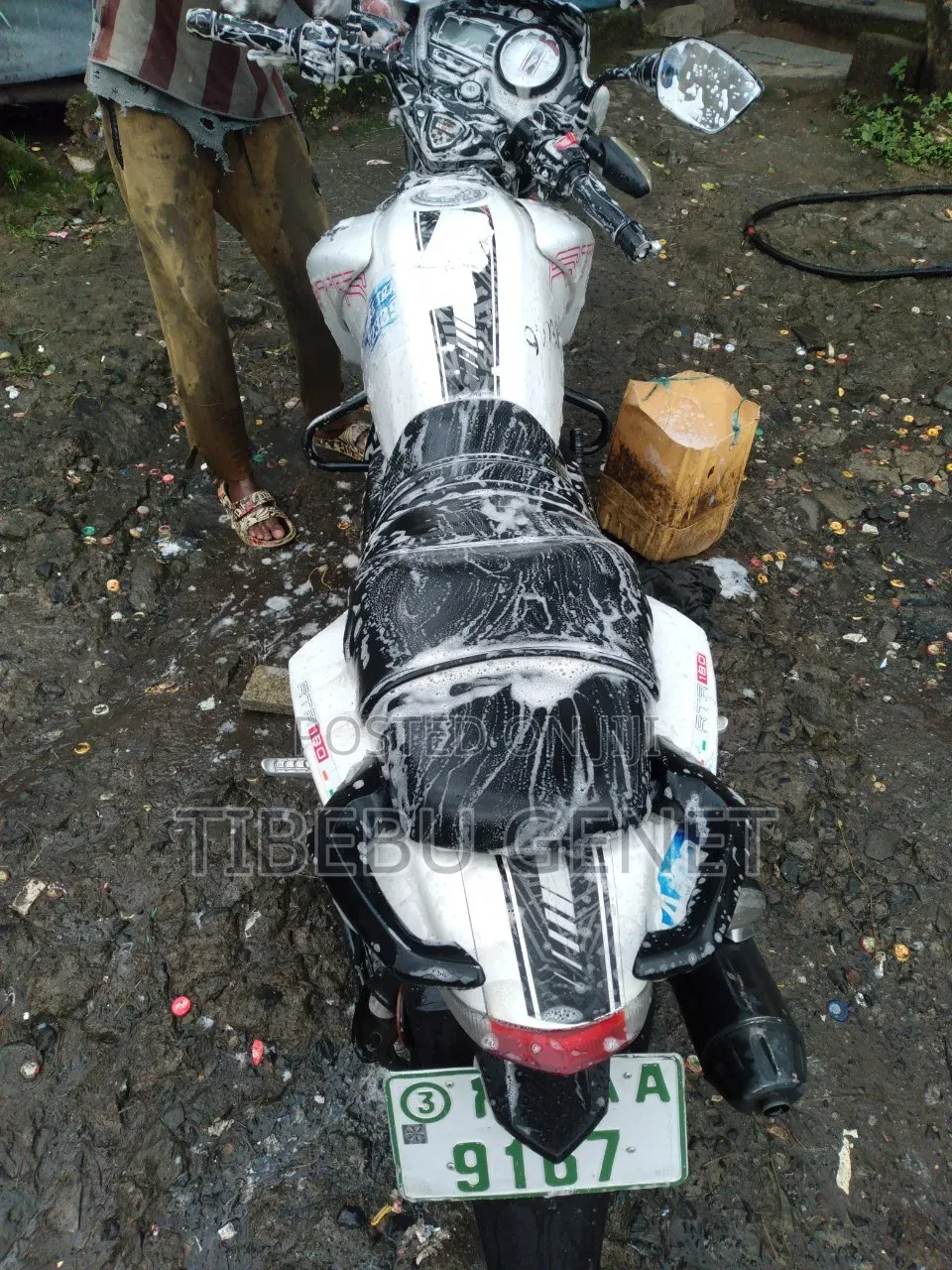 New TVS Apache 180 RTR 2021 Black